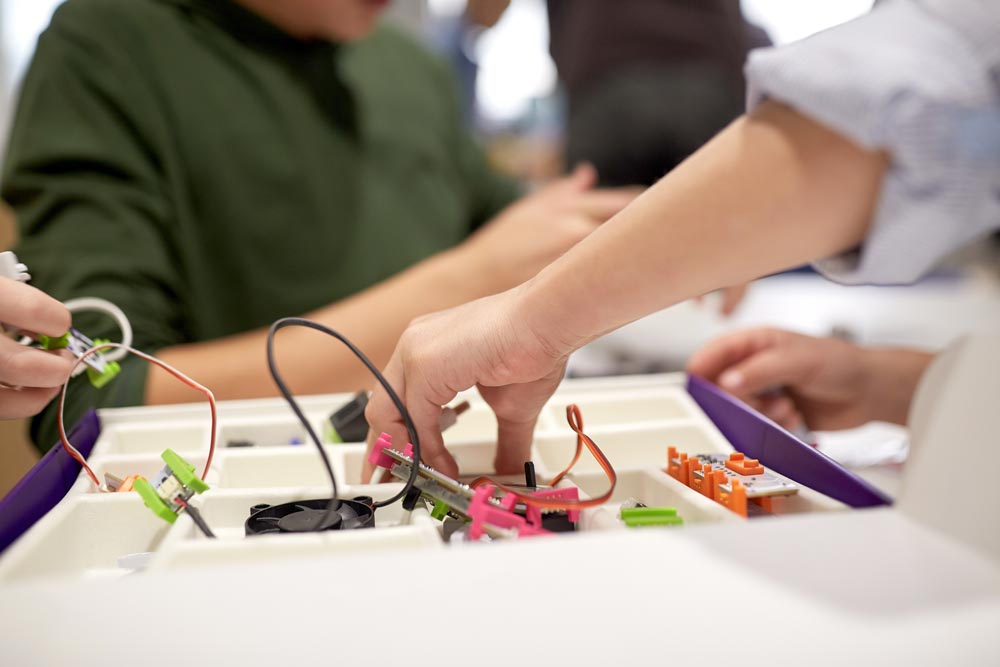 makerspace-electronics