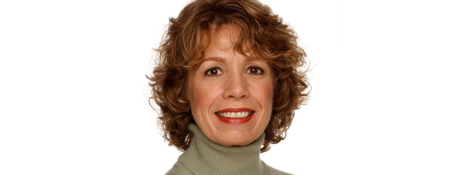 Newbery Honor Author Joan Bauer Mackin Community